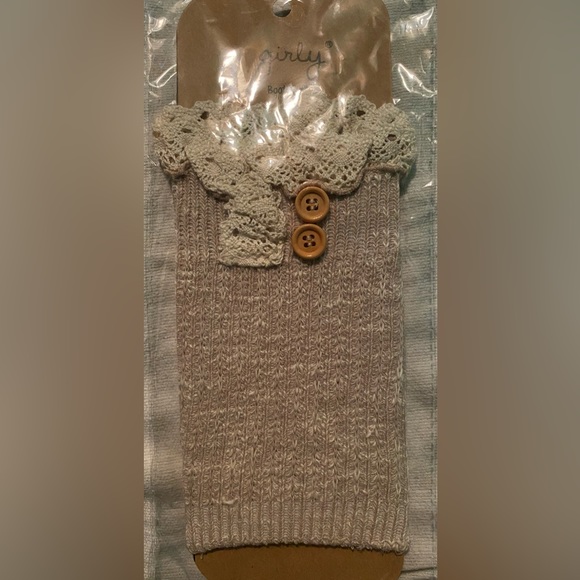 Girly Boot Cuff - Picture 1 of 2